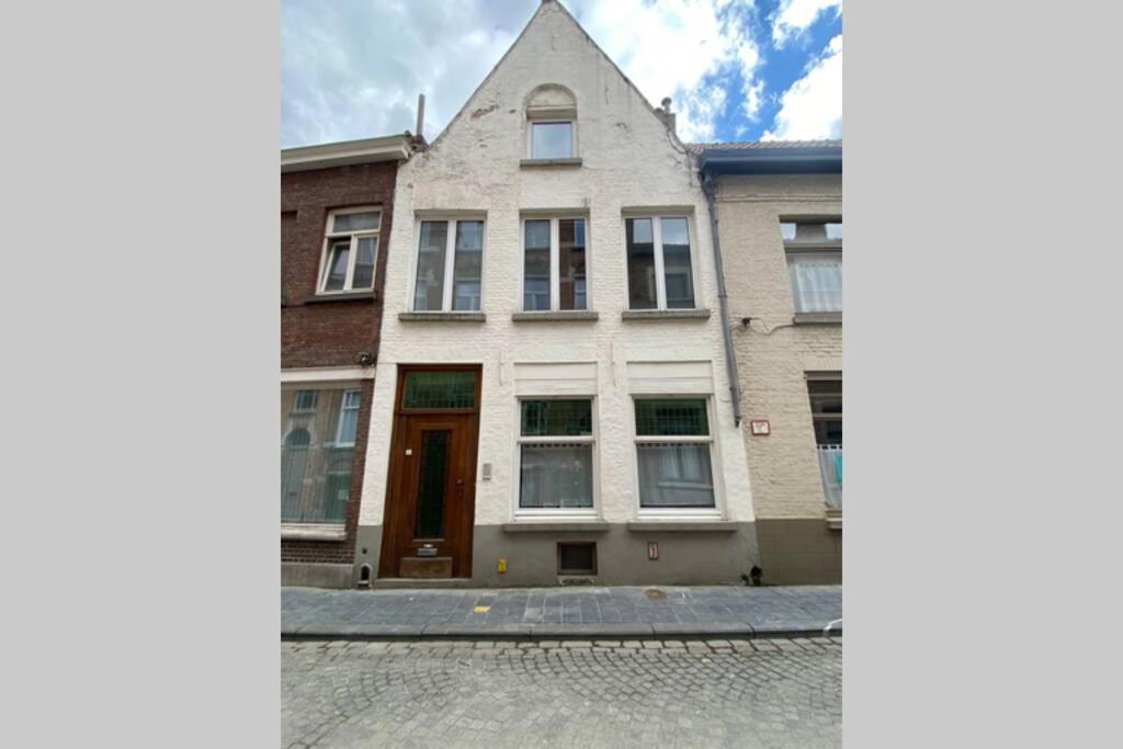 Studio With Terrace In 17Th Century House Apartment Bruges Luaran gambar